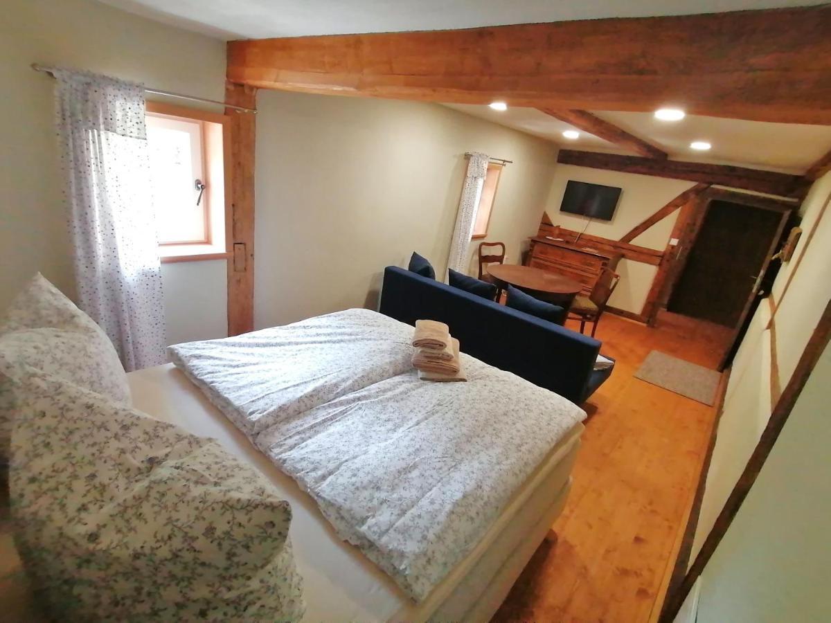 Pferdehof Am Burgsberg, Ferienzimmer, Monteurzimmer Seifhennersdorf المظهر الخارجي الصورة
